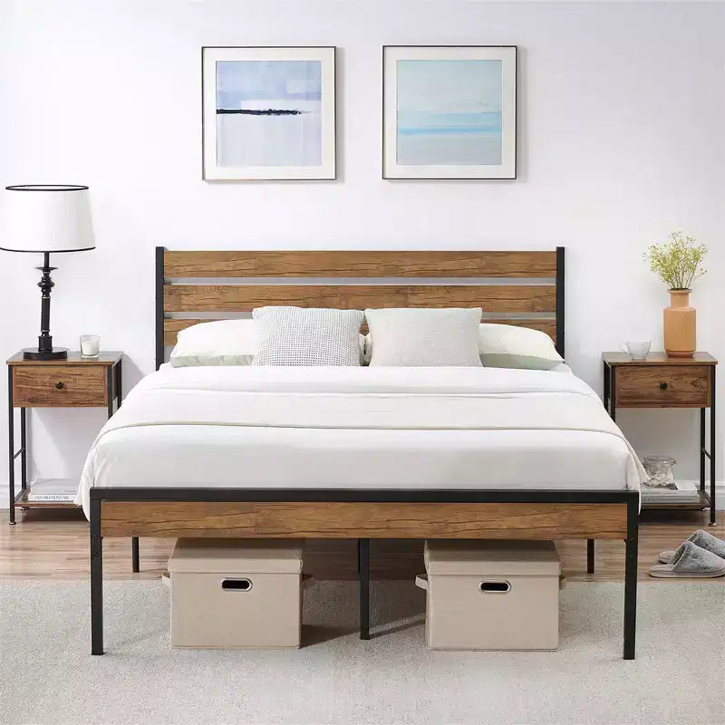 Cadre de lit plateforme Queen en métal avec tête de lit en bois, style industriel rustique, sommier tapissier non requis