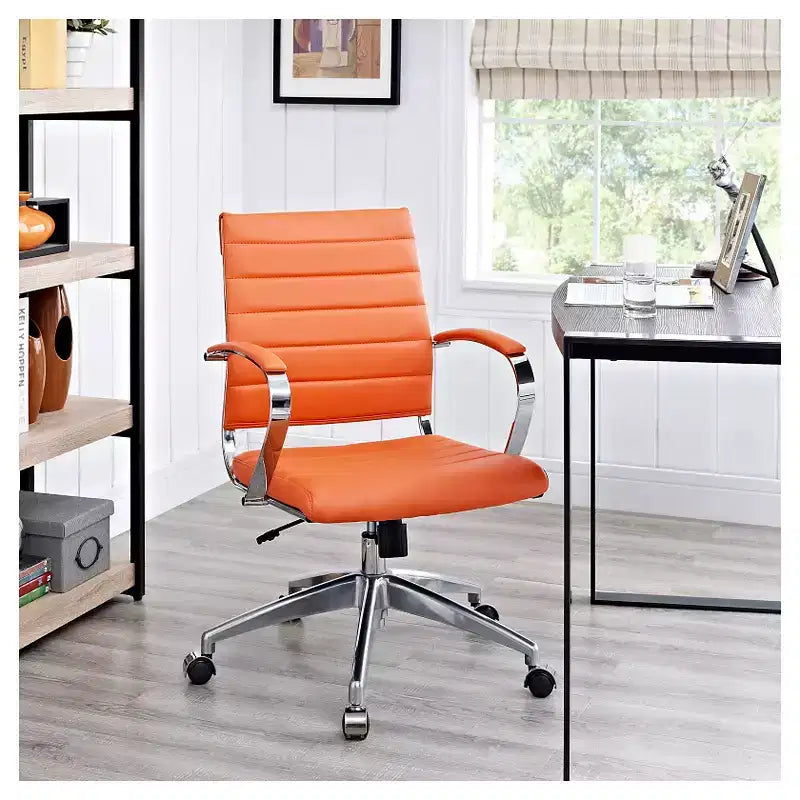 Chaise de bureau pivotante rembourrée mi-dos avec hauteur réglable et base en aluminium