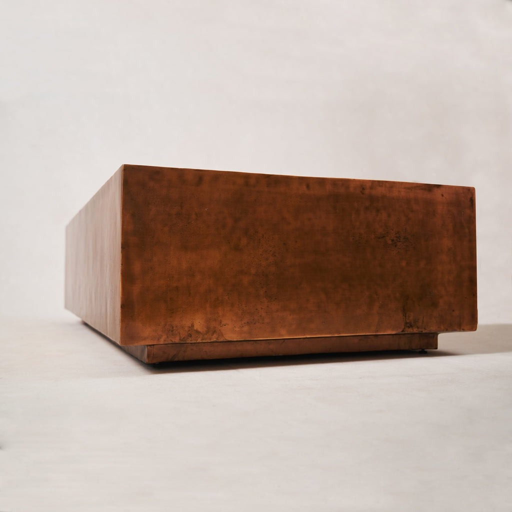 Table basse - Aluminium coulé avec finition cuivre antique