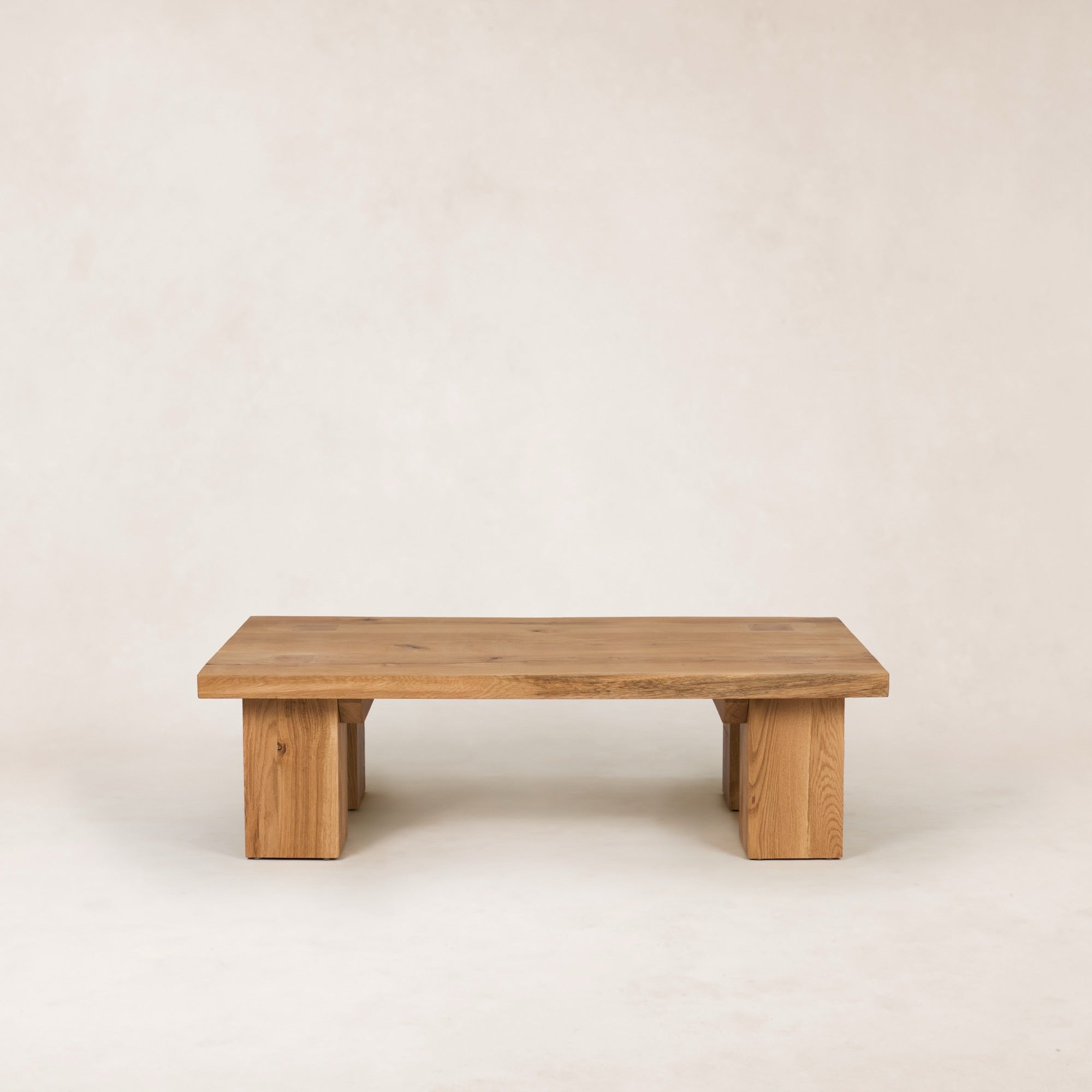 Table basse rectangulaire en chêne blanc massif