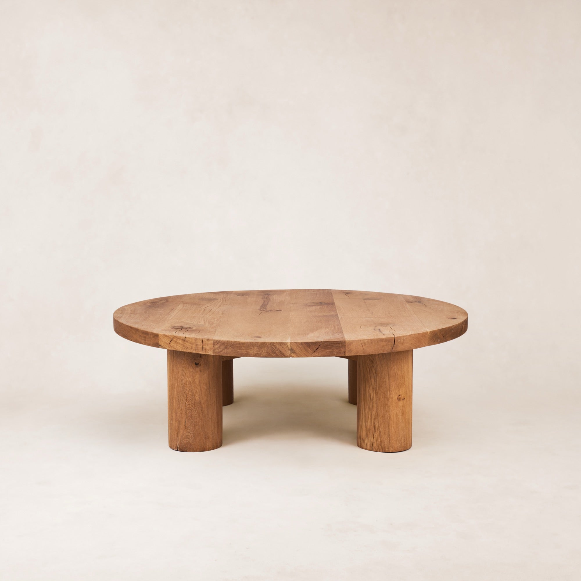Table basse ronde en chêne blanc massif