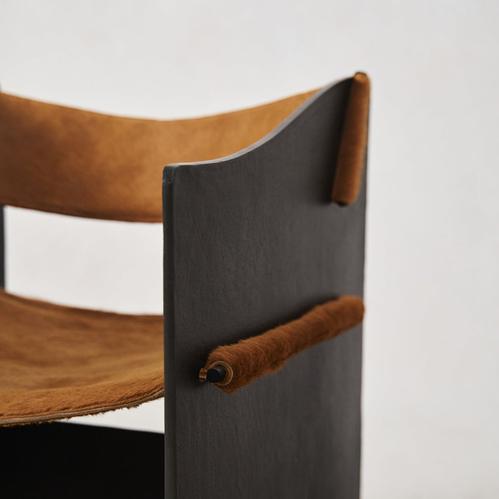 Fauteuil d'appoint sculptural – Structure en fonte d'aluminium