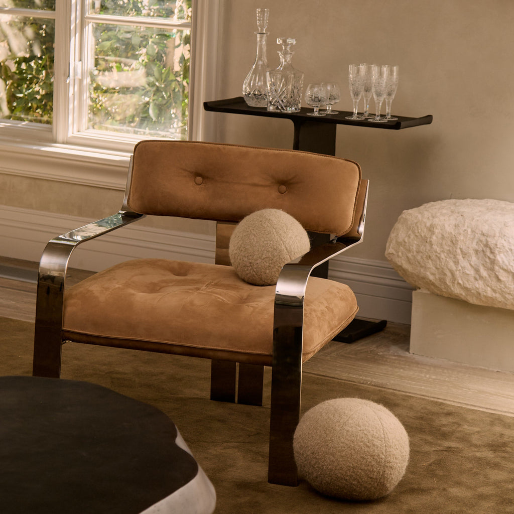 Fauteuil d'appoint - Nubuck italien couleur camel et structure chromée