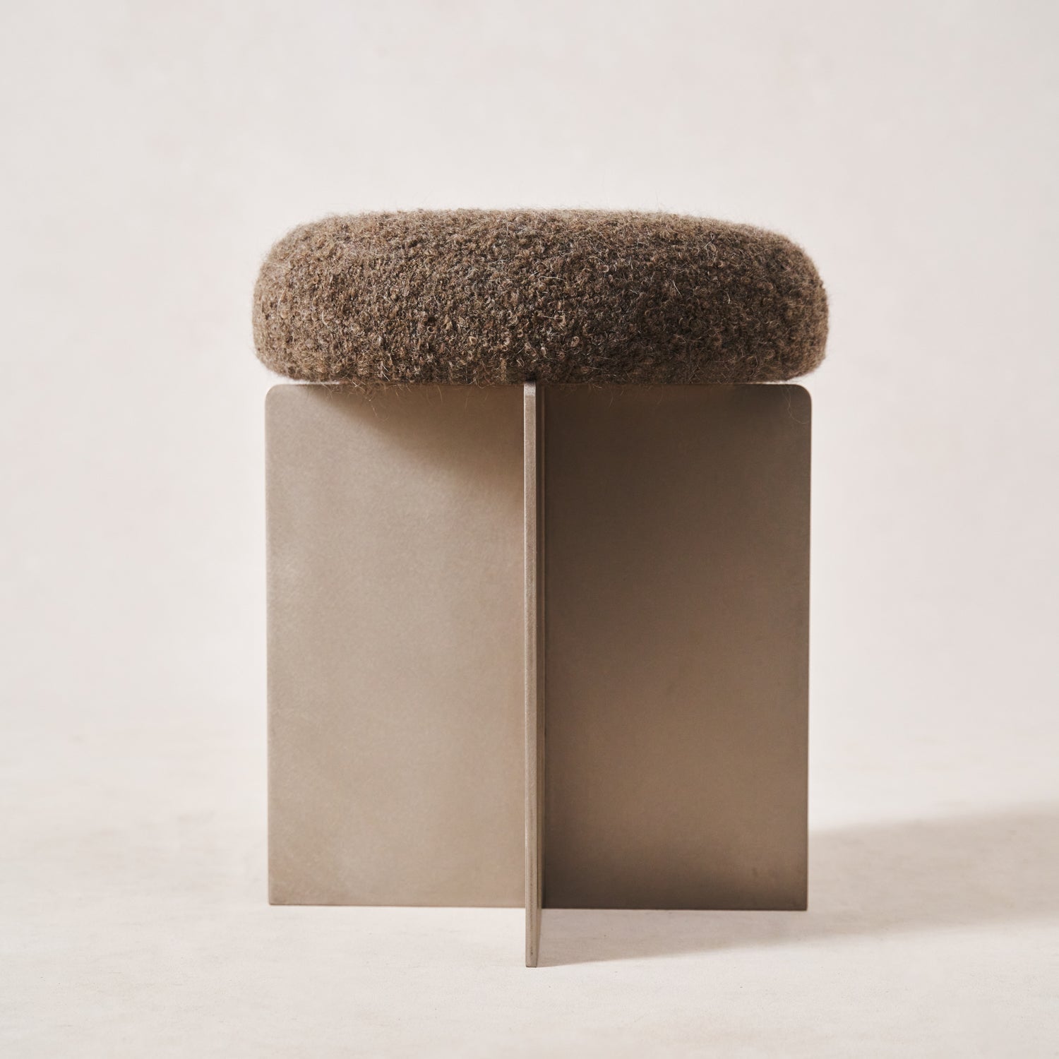 Tabouret - Bouclette Mohair Mocha & Acier Inoxydable