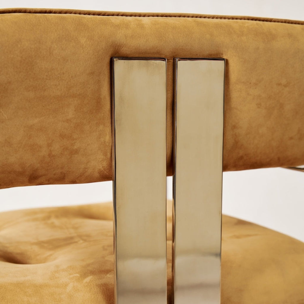 Fauteuil d'appoint - Nubuck italien couleur camel et structure chromée