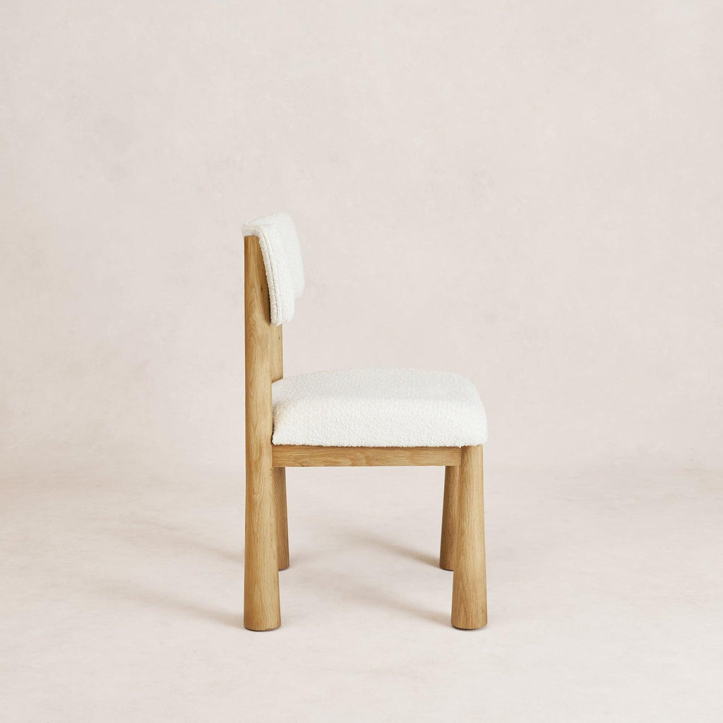Chaise de salle à manger - Chêne clair bouclé et pieds coniques en chêne blanc