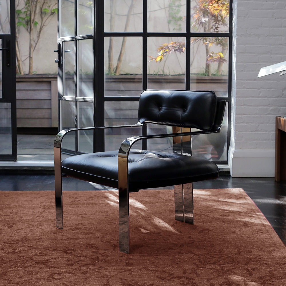 Fauteuil d'appoint - Cuir noir et piètement chromé