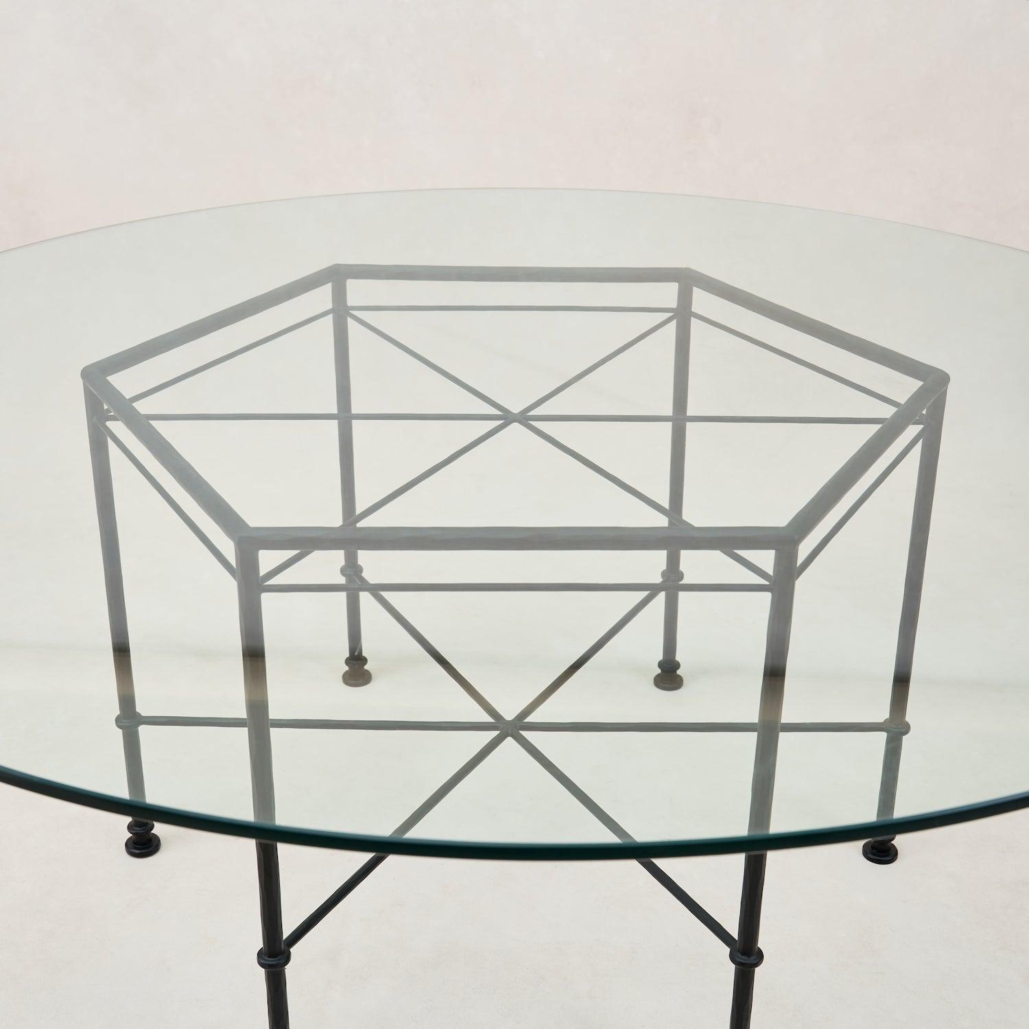 Table de salle à manger en chêne massif - Finition charbon de bois